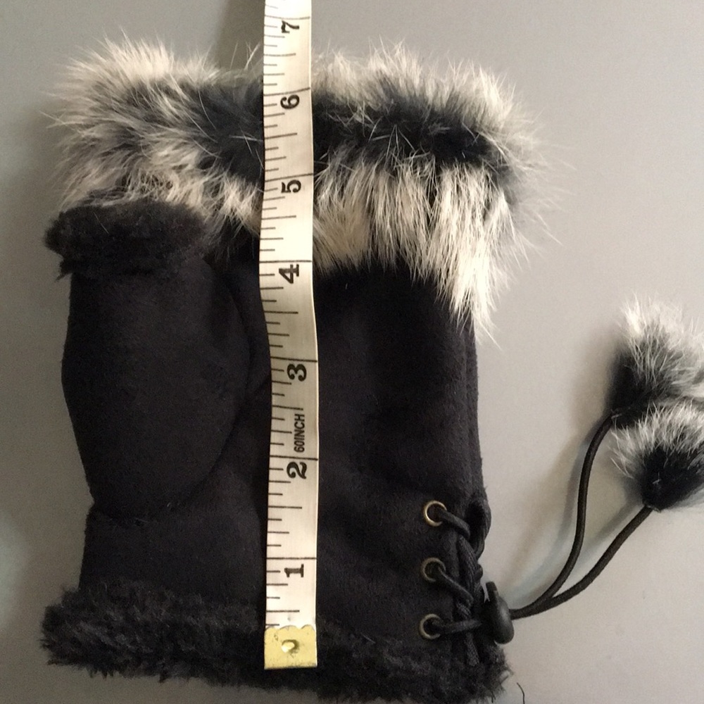JUST IN fingerless gloves BLACK - Picture 4 of 7